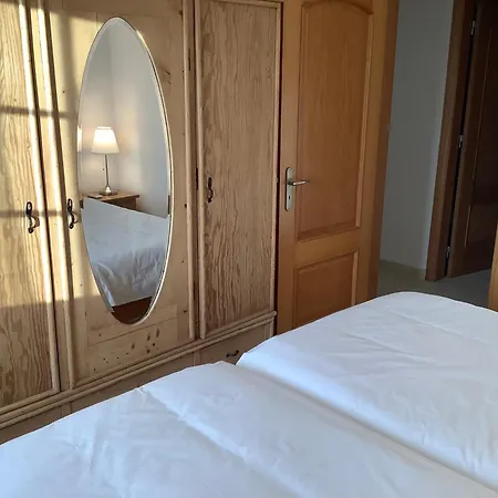Floor, 2 Bed -